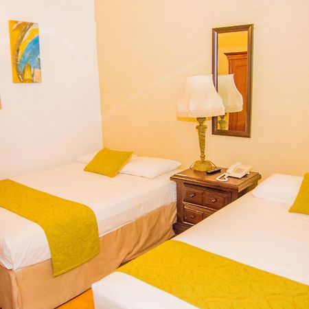 Hostal Fuente Castalia, B Y B León 외부 사진