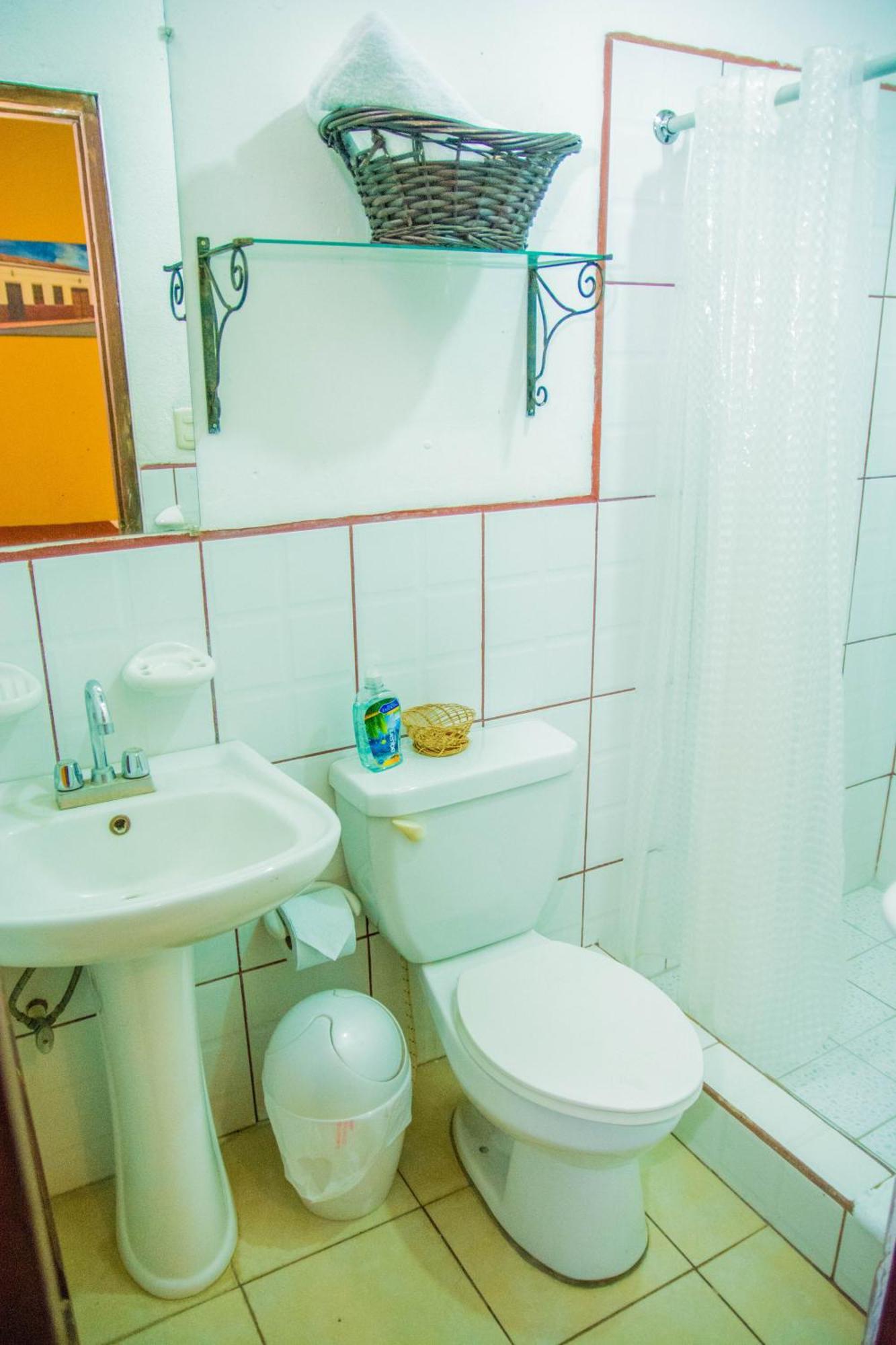 Hostal Fuente Castalia, B Y B León 외부 사진
